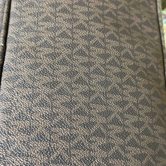 Michael Kors Jersey Signature Dark Brown and Tan Tote Approx. 16 x 11 x 6 - Picture 17 of 17